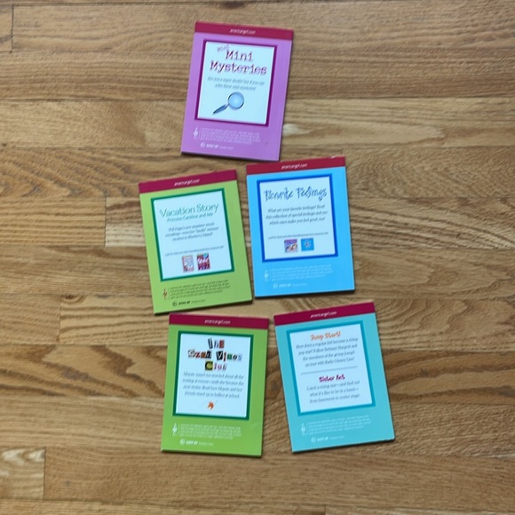 American Girl Mini Books Bundle - Picture 2 of 3
